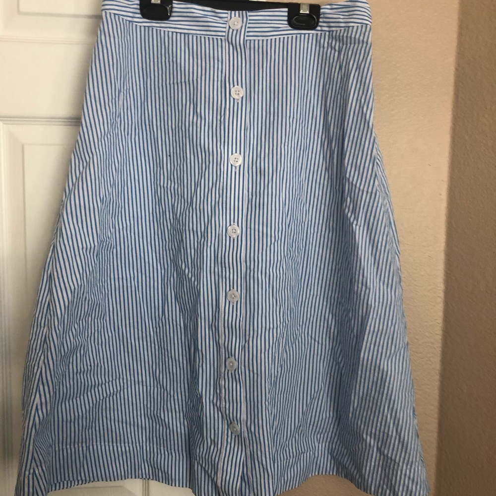 beautiful flowy skirt